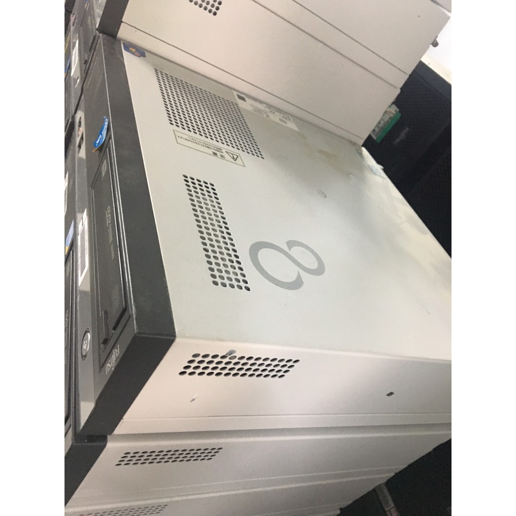 THÙNG MÁY BỘ NHẬP KHẨU NHẬT, FUJITSHU A570 MÁY RẤT MỚI. | BigBuy360 - bigbuy360.vn