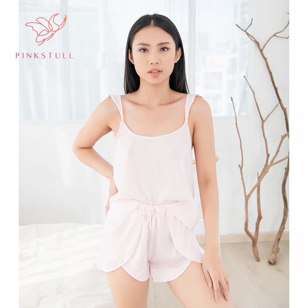 Bộ đồ ngủ hai dây ngắn Pink Stull bèo vai hồng phấn