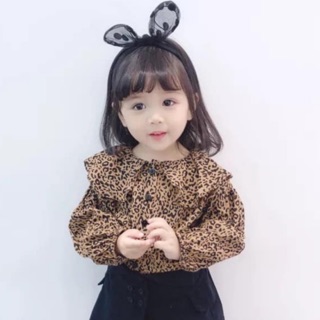 Sơ mi cổ sen da beo bé gái sang chảnh