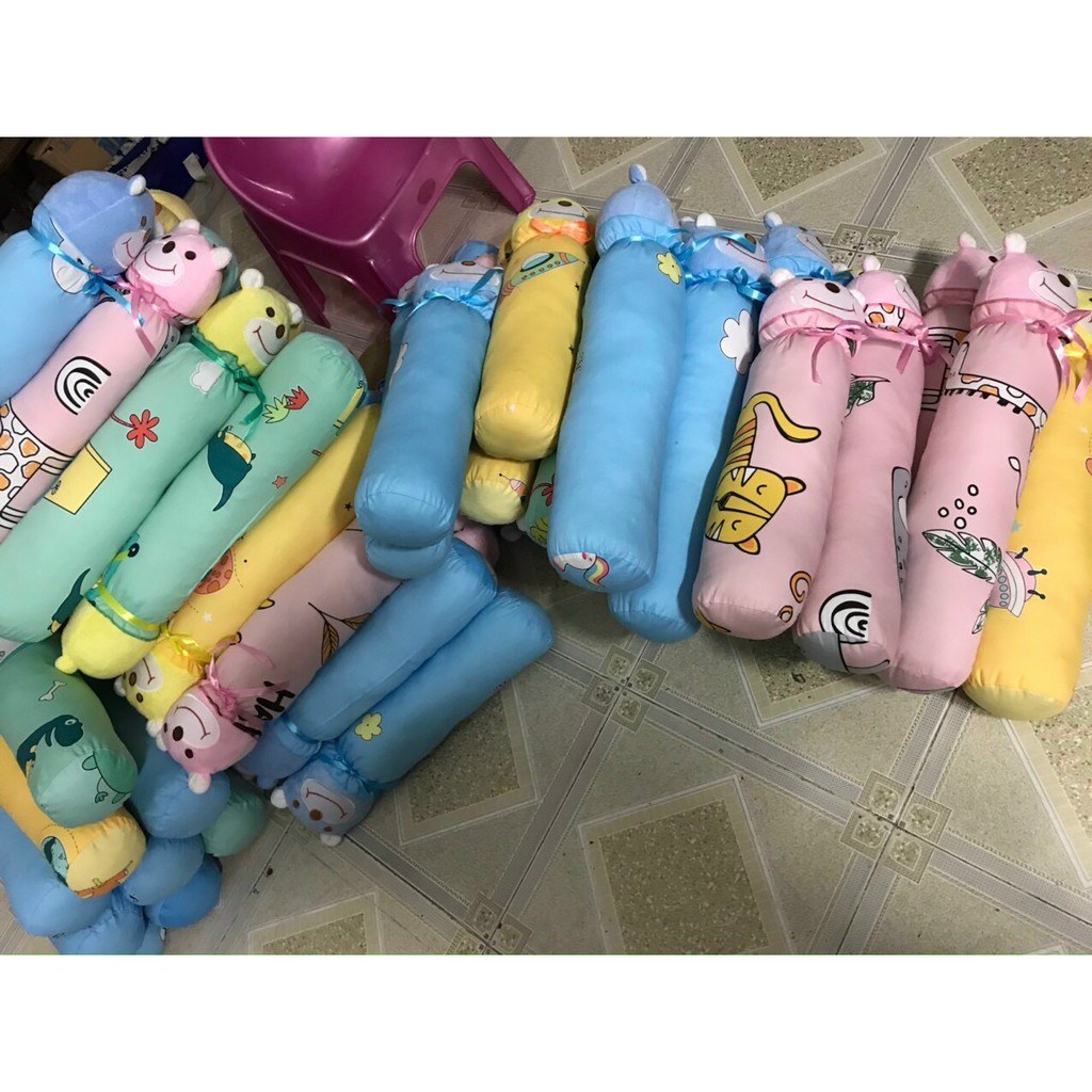 Gối ôm cho bé  ( gối ôm 6 tấc, hàng Việt Nam)
