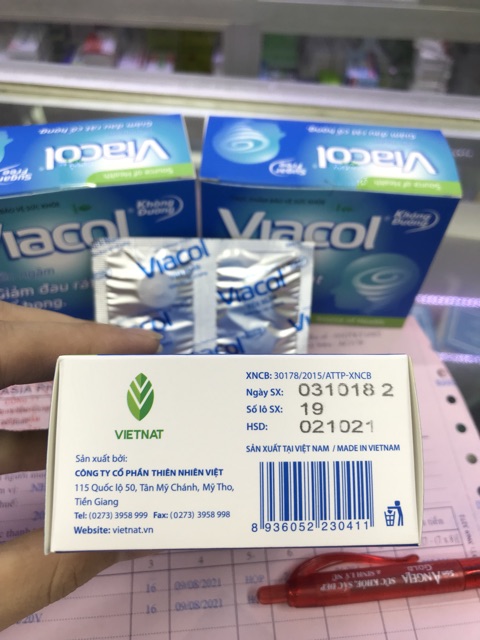 Viacol kẹo ngậm thảo dược không đường giảm đau rát cổ họng