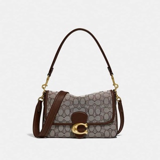 Túi đeo chéo COACH SOFT TABBY CHỮ