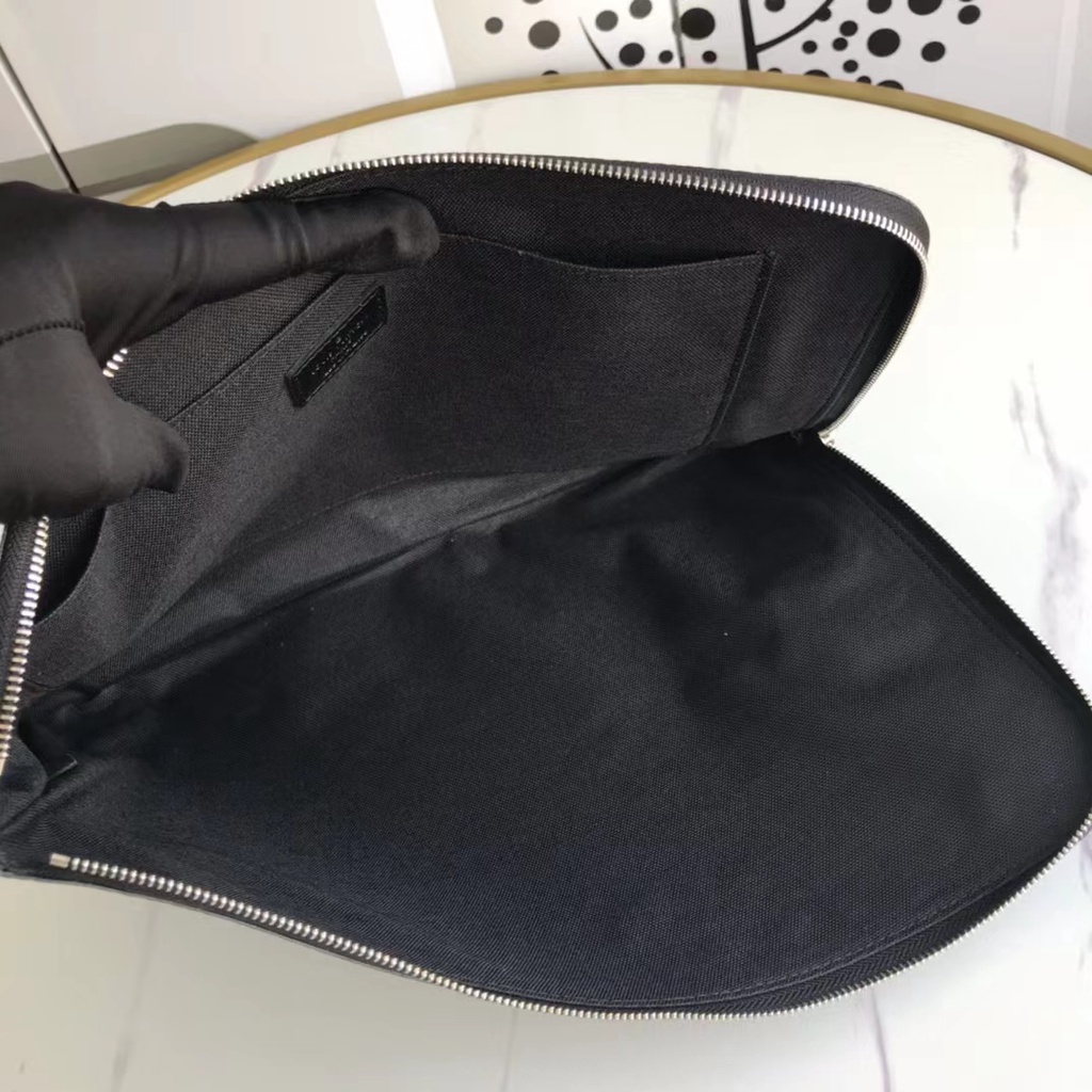 Sẵn sàng giao hàng Louis Vuitton LVM43442 Nam thời trang mới Túi xách đa chức năng nhẹ nhàng Bao đựng ipad