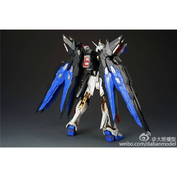 Daban 8802 Mô Hình Gundam MG Strike Freedom + Phụ Kiện Wing Of Light Effect 1/100 Seed Destiny Đồ Chơi Lắp Ráp Anime