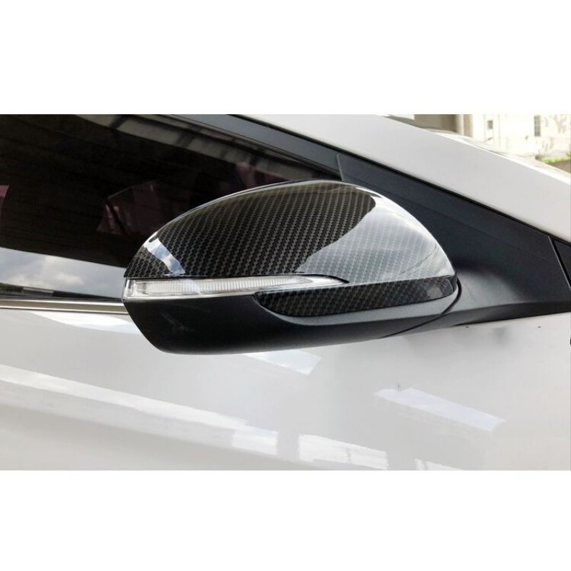 Ốp gương chiếu hậu Carbon xe Hyundai Elantra 2016 - 2021 vân cacbon - Hàng cao cấp - Giá 1 bộ