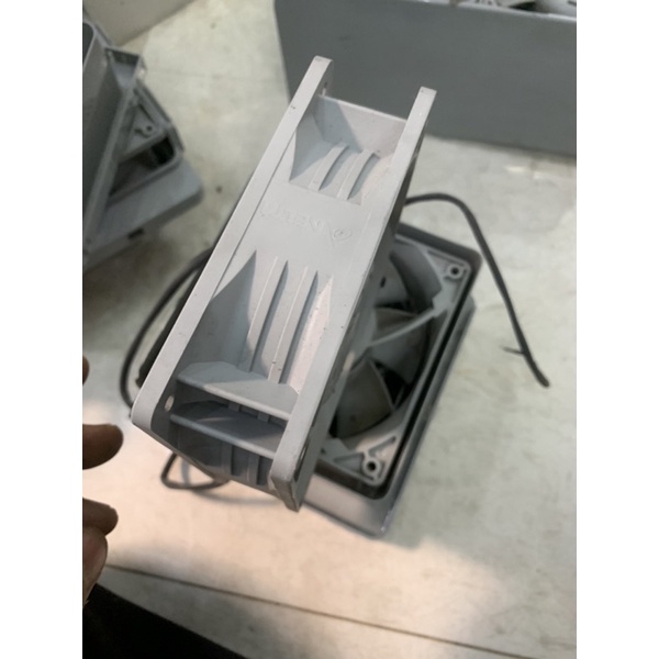 Quạt tháo Mac Apple PRO vuông 12cm delta 12v 0.75A