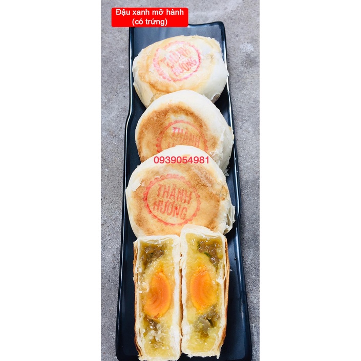 Bánh pía nhân khoai môn sầu riêng 320gr - 4 cái