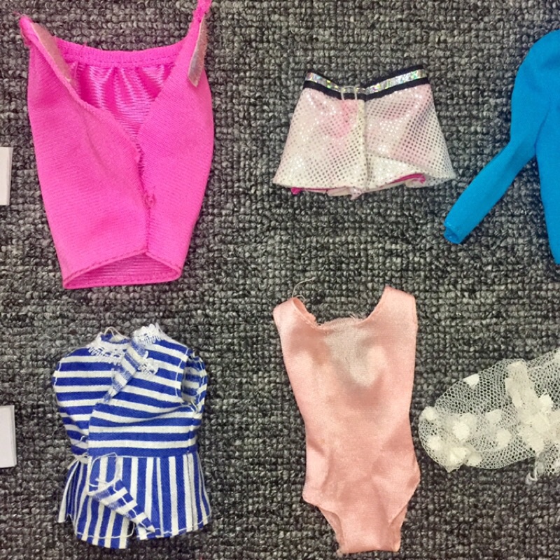 QAA2-Quần áo dành cho búp bê barbie đã qua sử dụng