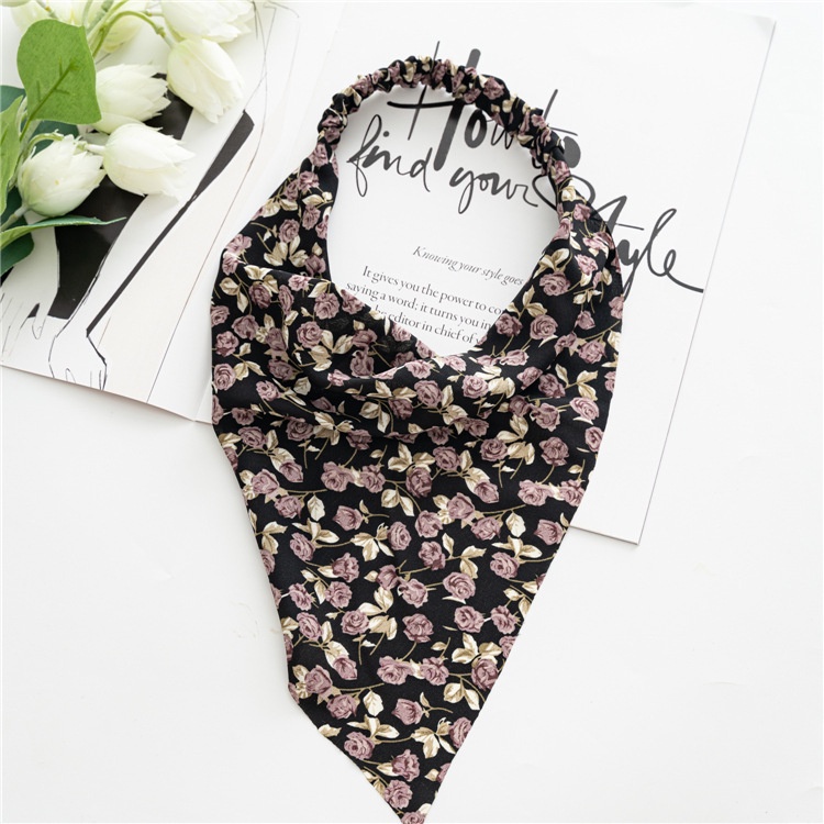 Khăn turban in hoa phong cách nữ tính sành điệu