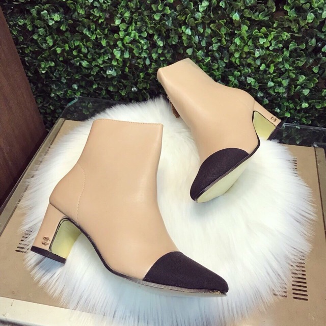 Boot nữ