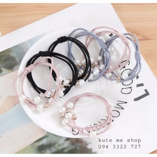 Cột tóc nhiều màu cho mẹ và bé