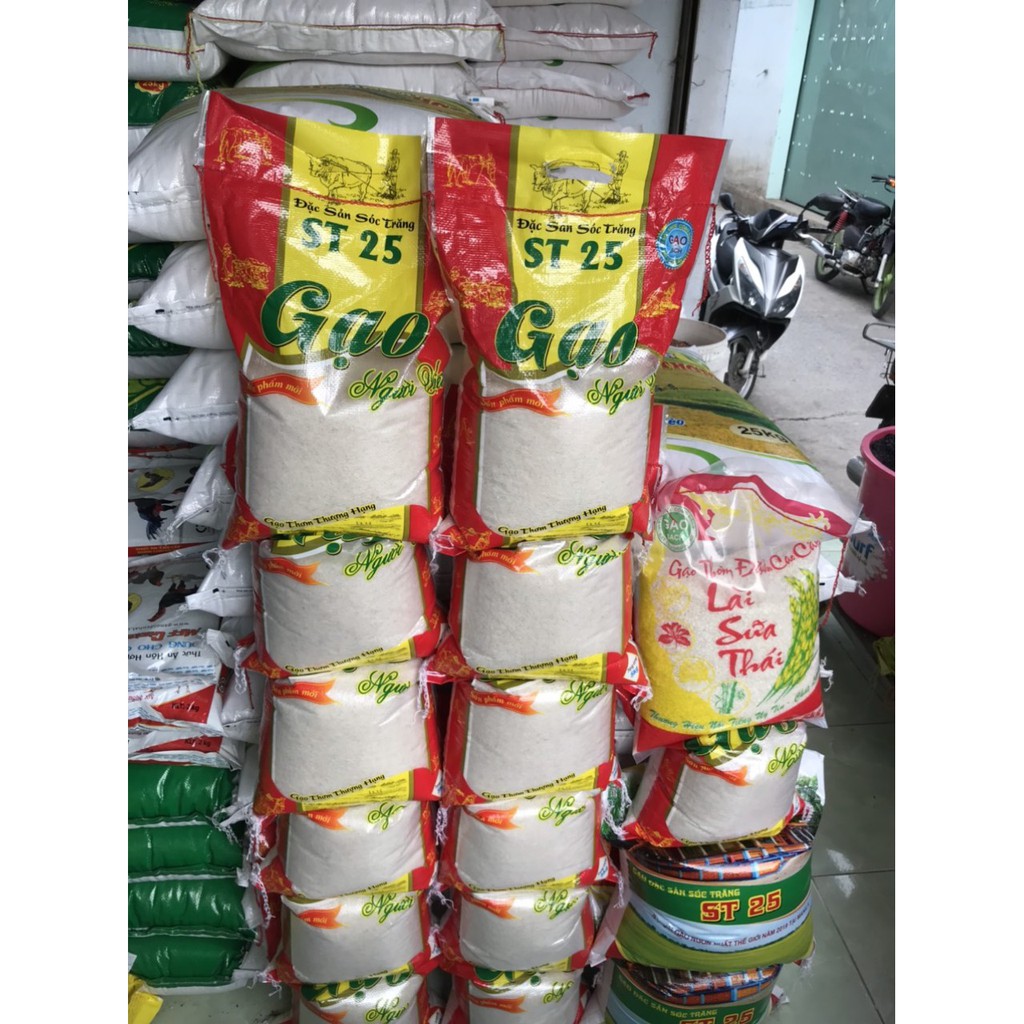 [GIAO HỎA TỐC HCM] GẠO ST25 Đặc sản Sóc Trăng không pha 5kg - Gạo dẻo thơm ngon