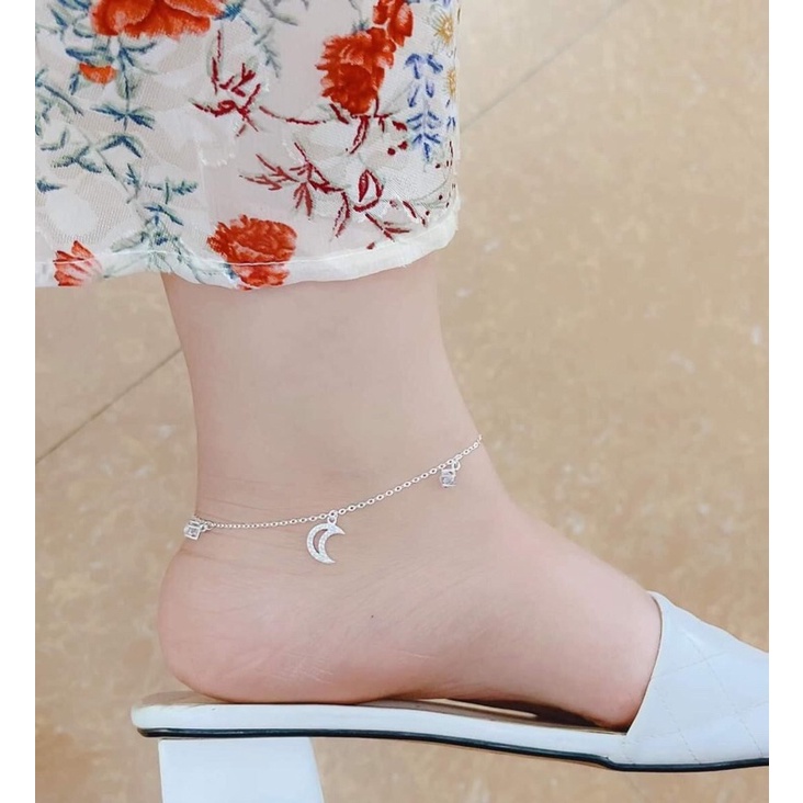 lắc chân nữ bạc ta, ảnh thật