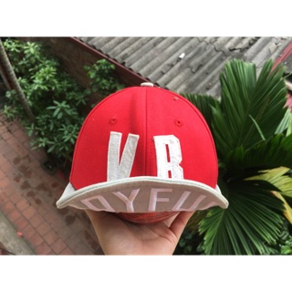 Mũ nón cho bé.(Ngọc Tú)