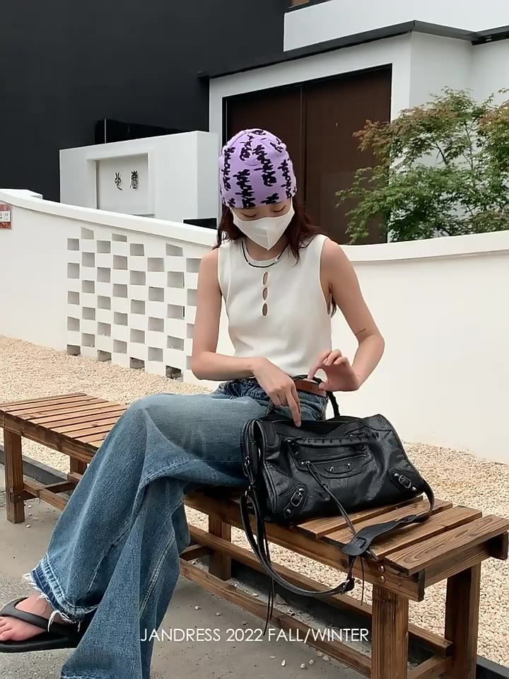 Túi Xách Đeo Vai Đinh Tán Cỡ Lớn Thời Trang Nữ Cá Tính | BigBuy360 - bigbuy360.vn