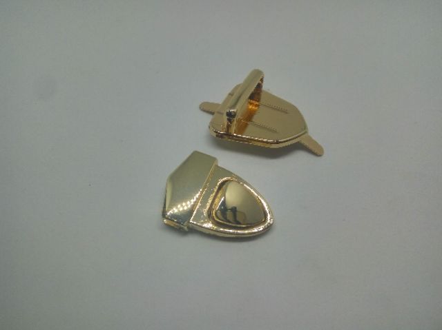 Khoá Sập Nhọn Vàng-KA14 | BigBuy360 - bigbuy360.vn