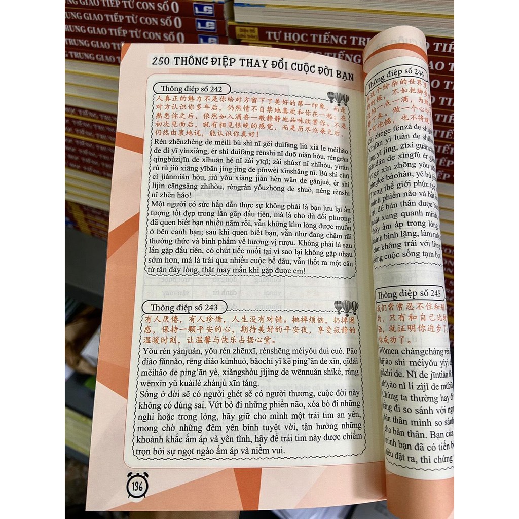 Sách - Combo: 250 Thông Điệp Thay Đổi Cuộc Đời Bạn (Song Ngữ Trung Việt) + Trung Quốc 247 – Mái Nhà Thân Thuộc + DVD quà