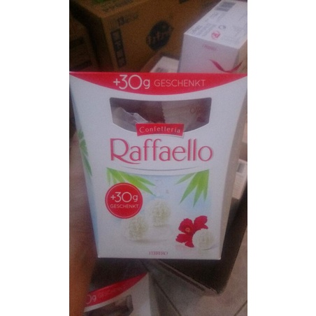 Kẹo socola phủ dừa Ferrero confetteria Rafaello 150g date t9/2022.