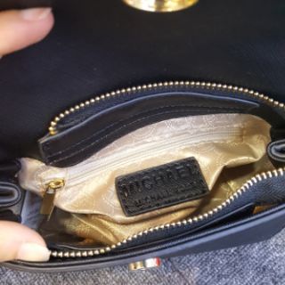 Túi chữ M size 20 chất da xước