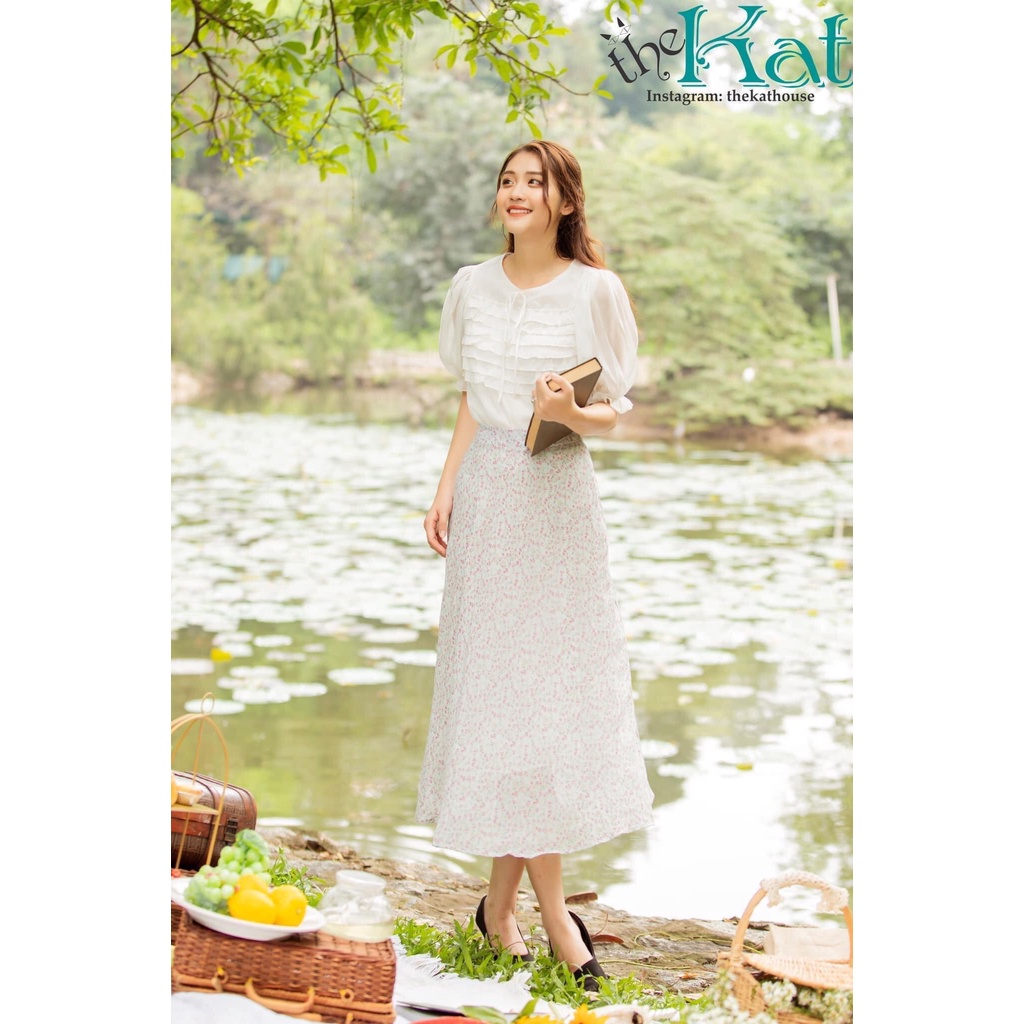 Chân Váy Hoa Nhí The Kat House, vải chiffon nhập Hàn dáng dài, thanh lịch, nhẹ nhàng