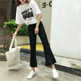 Quần ống loe xẻ tà