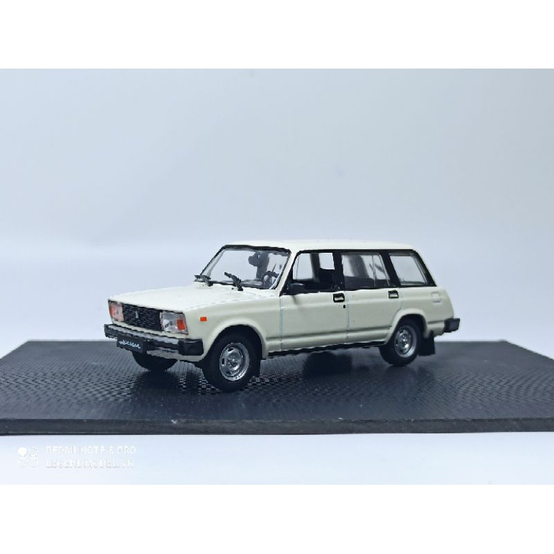 Mô hình xe Lada 2104