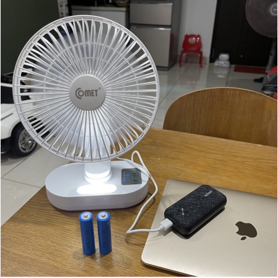 Quạt sạc đa năng Comet CRF1406 có đèn Led, pin Lithium 2 viên x 1500 mAh