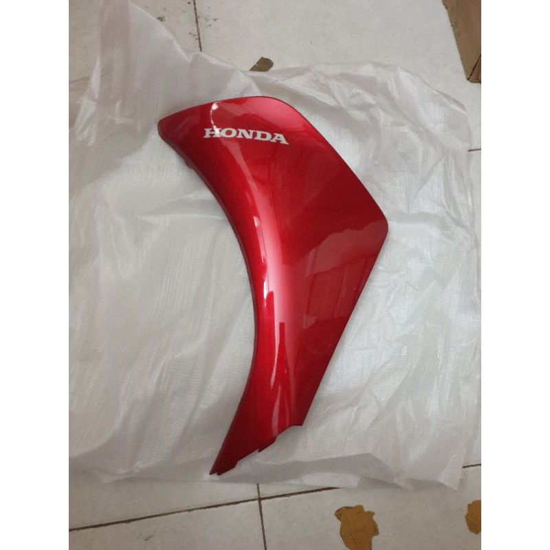 Ốp Má Cánh bửng Honda Ab 110 Air Blade 110 đầu bò 2011 2012