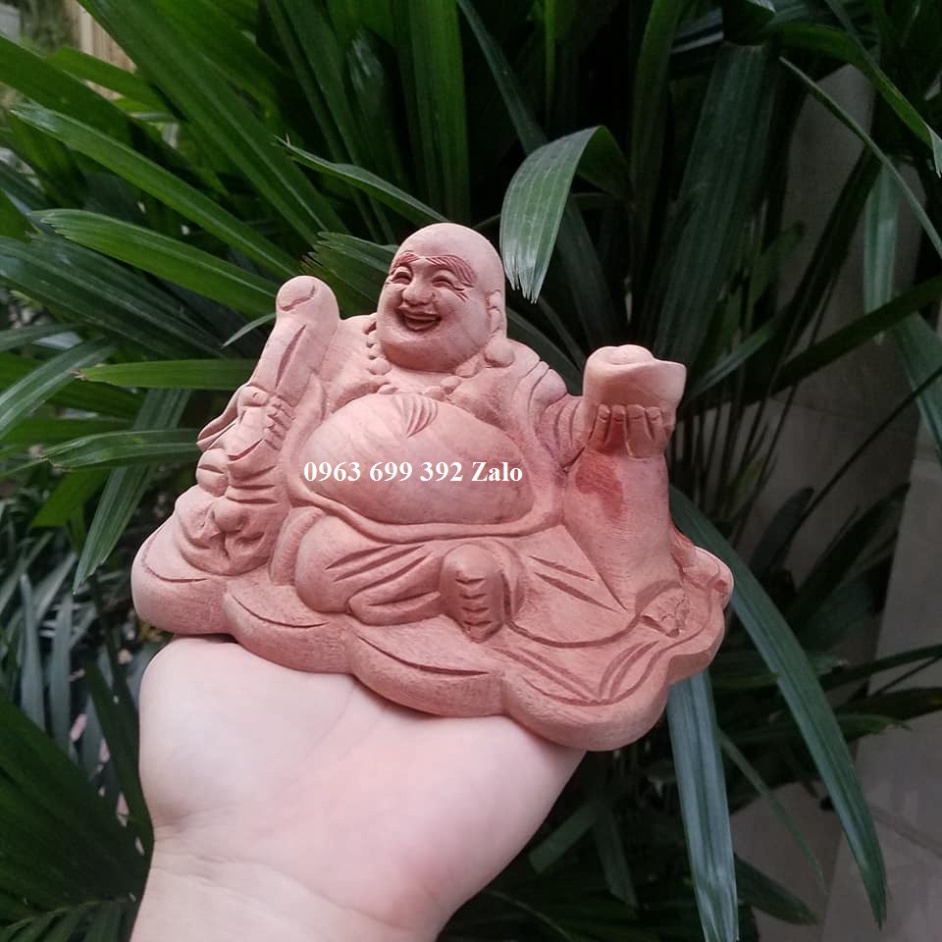 Tượng phật di lặc gỗ xá xị thơm ngát mùi hương