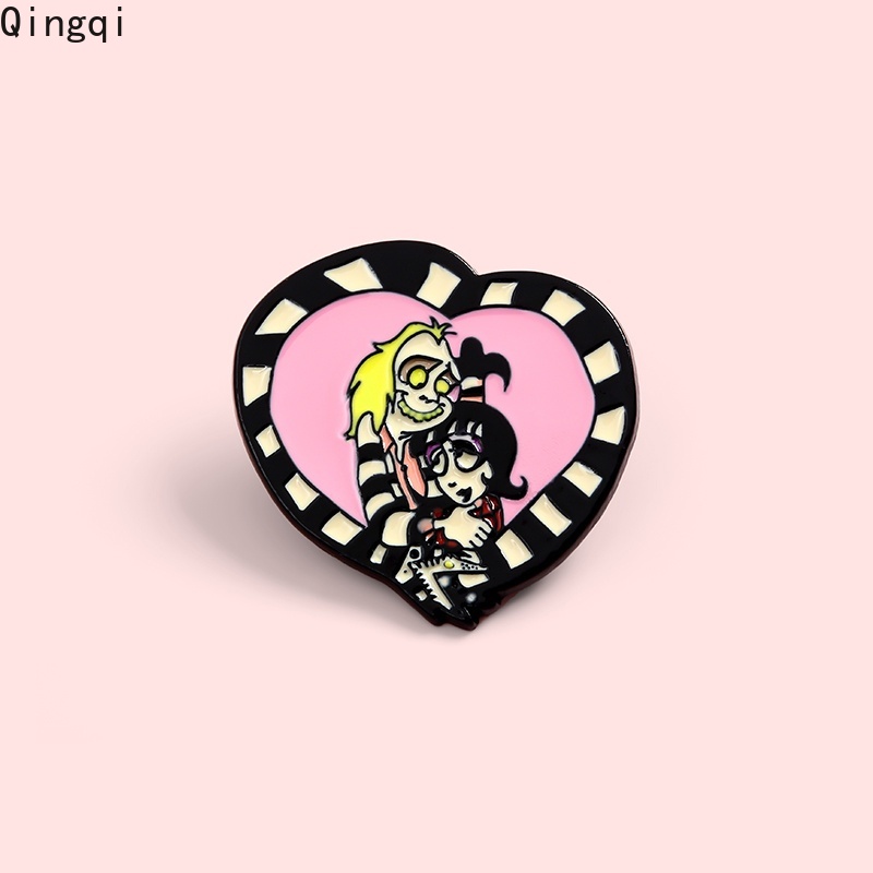 Trâm cài áo Miss Zoe hình trái tim họa tiết hoạt hình phong cách dễ thương