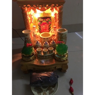 ( Hải Phát ) Bộ Đồ Sứ Cho Bàn Thờ Thần Tài