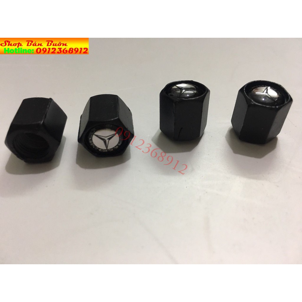 Ốc chụp chân van oto - xe máy giá 1 đôi