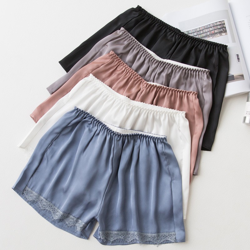 Quần Đùi Nữ Hàn Quốc Phối Ren Nữ Tính Chất Lụa Satin Siêu Mát Có Thể Làm Quần Mặc Trong Váy