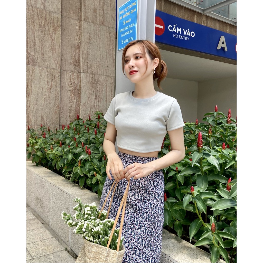 (Ảnh Thật/Sẵn ) Chân Váy Hoa midi Phối Croptop Trơn DollaHouse