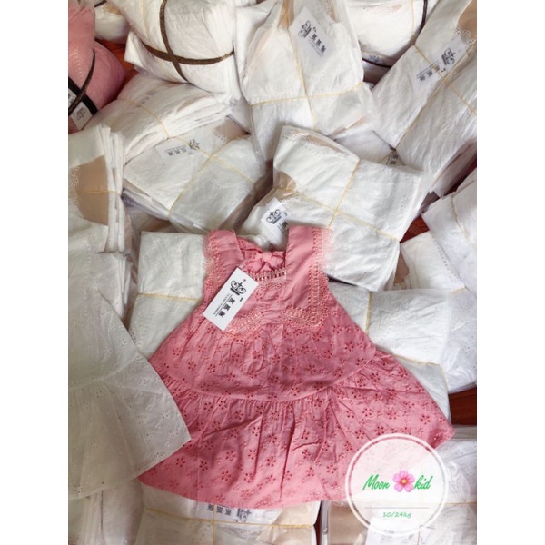 Đầm váy bé gái thêu hoa vải mềm haivanco cho bé 8 đến 12 kg mềm mại và thoáng mát váy xòe dáng chữ A màu hồng đẹp