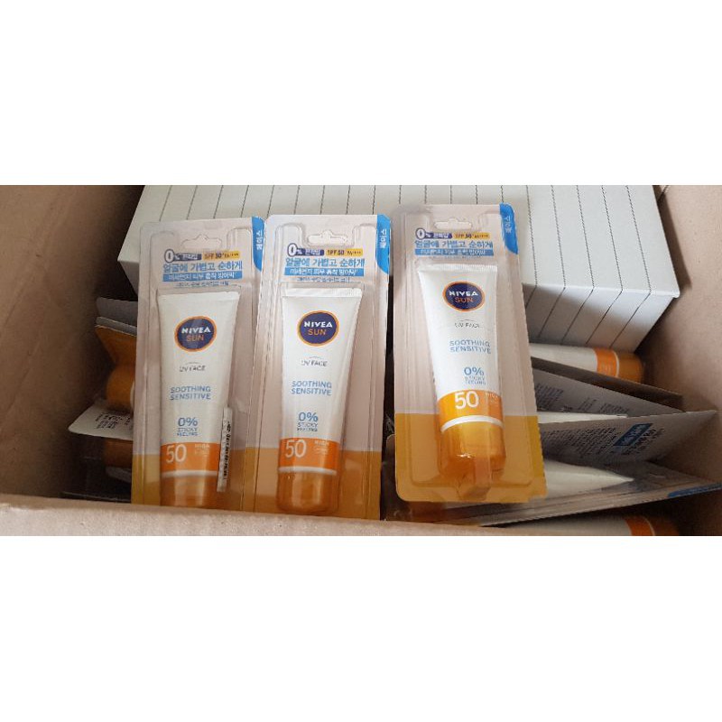 [DATE 06 và 07/2022] Kem chống nắng Nivea UV Face Soothing Sensitive Sun Cream SPF50+ PA++++ 50ml