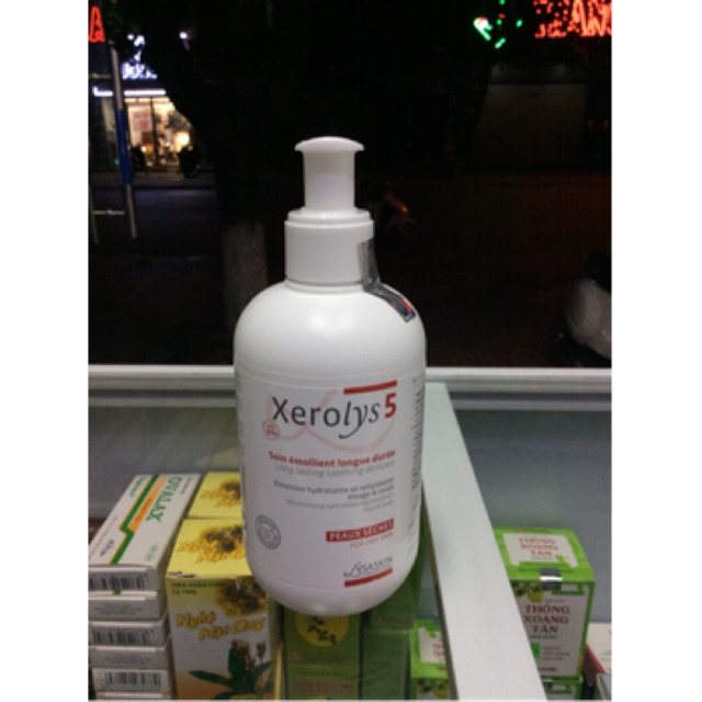 Kem dưỡng da xerolys 5 . xerolys 10