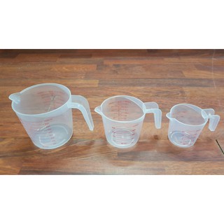 Ca đong bằng nhựa vạch chia màu đỏ size 250ml