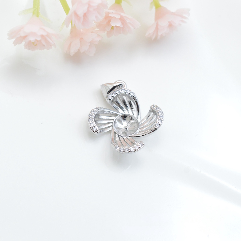 [M2DB] Phụ kiện trang sức (DIY) - Mặt dây chuyền mặt khay trống ngọc 4 cánh hoa đính hạt nạm đá lấp lánh