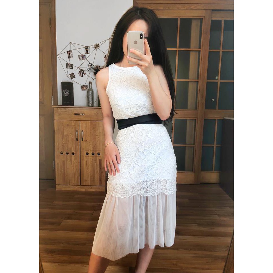 Đầm dự tiệc đầm ren trắng đuôi cá thắt nơ eo | BigBuy360 - bigbuy360.vn
