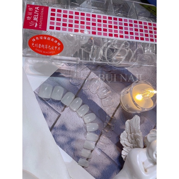 MÓNG UP VUÔNG FROM NGẮN