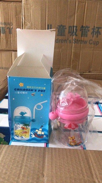 Bình nước cho bé hình thú có ống hút siêu yêu