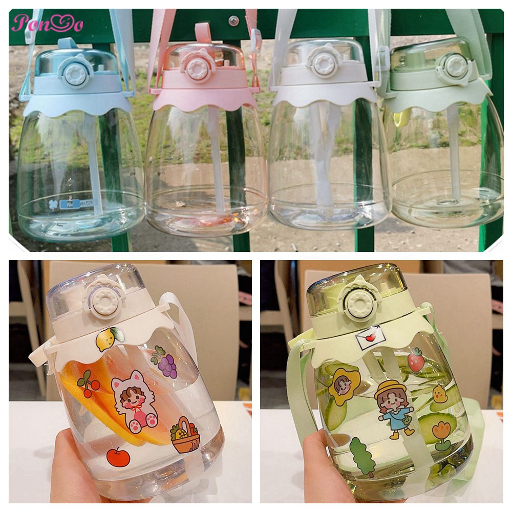 Bình Nước Hoạt Hình Dung Tích 1300ml Có Dây Đeo Tích Hợp Ống Hút Kèm Nhãn Dán Siêu Dễ Thương