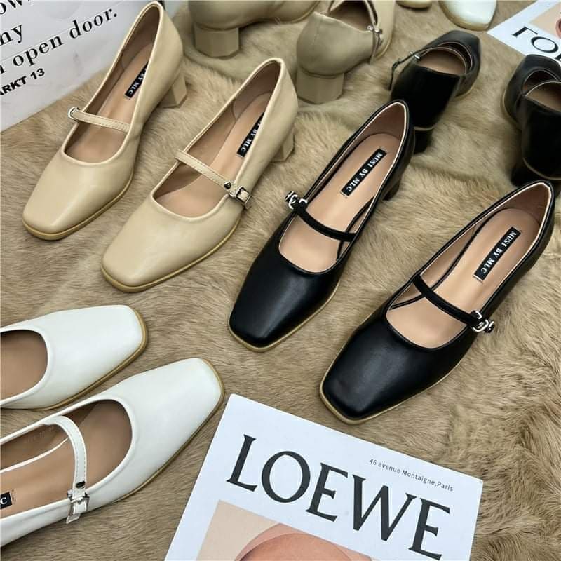 Giày Mary Jane mũi dài