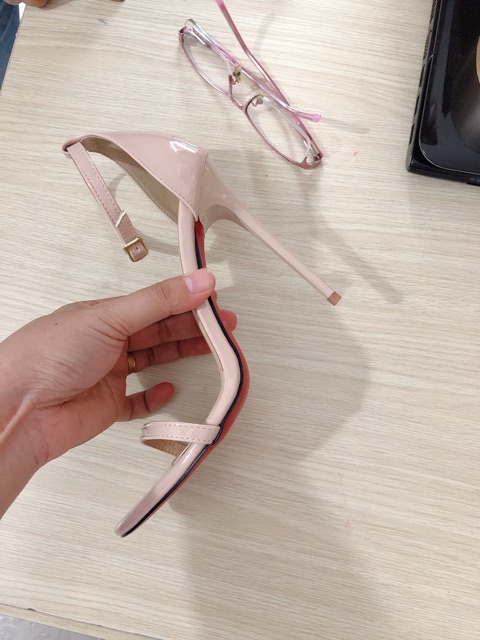 Giay Sandal 2 dây mảnh nude + đen ( ảnh thật ) | BigBuy360 - bigbuy360.vn