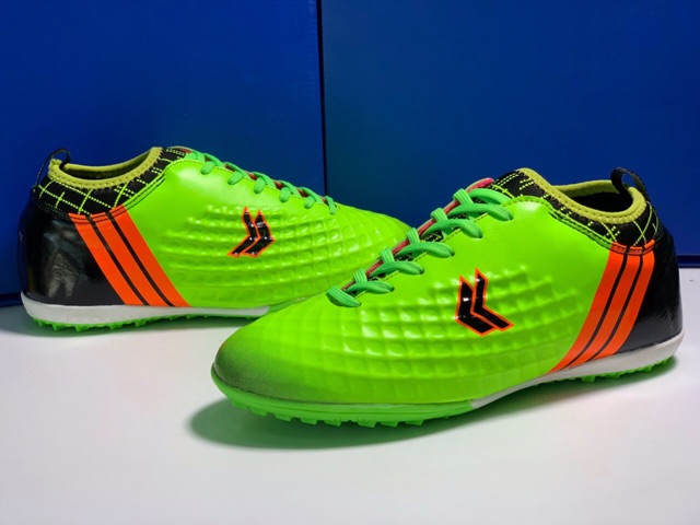 Giày đá banh,giày đá bóng sân cỏ nhân tạo cổ caoi | BigBuy360 - bigbuy360.vn