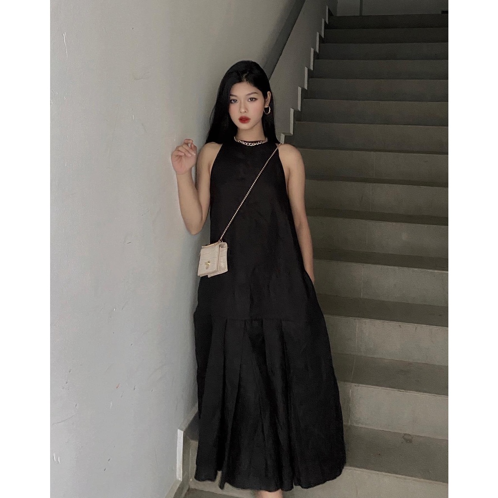 ĐẦM ĐEN DÀI NHẤN XẾP LI THÂN DƯỚI XINH XẮN LONG GOMA DRESS