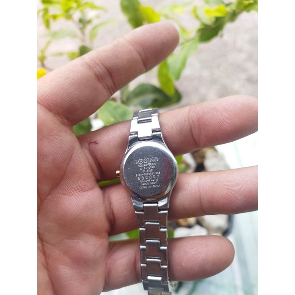 Đồng hồ nữ pin năng lượng Mặt Trời thương hiệu Reguno