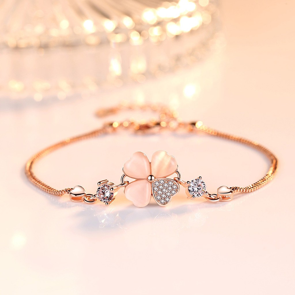 Vòng tay / lắc tay cao cấp có hộp đựng kèm theo