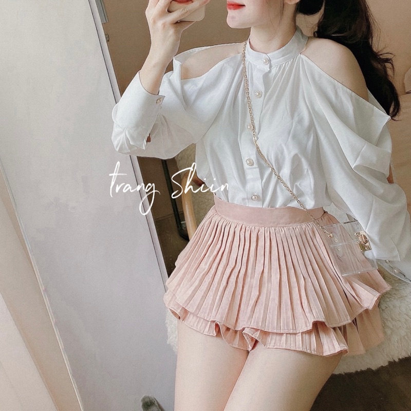 Áo tiểu thư khoét vai nút ngọc